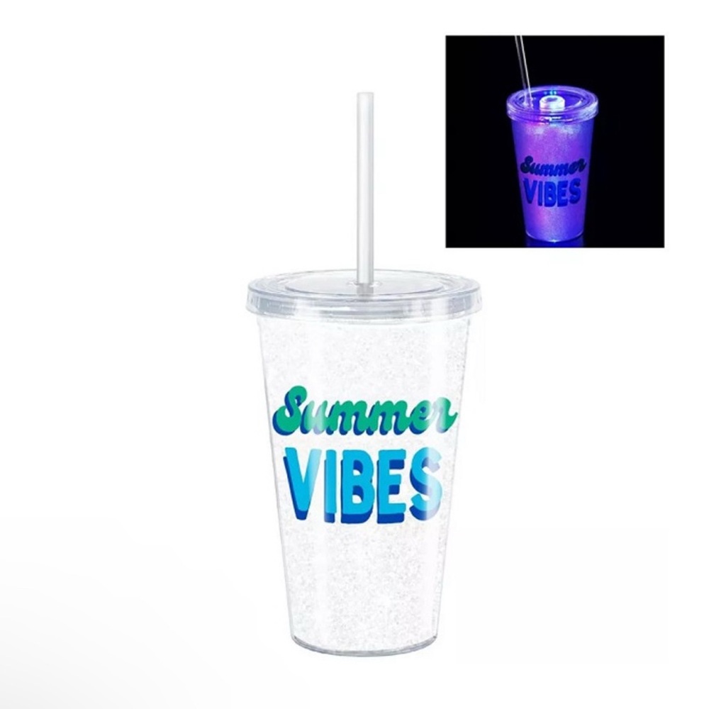 SUMMER VIBES LIGHT-UP PLASTIC TUMBLER w Straw